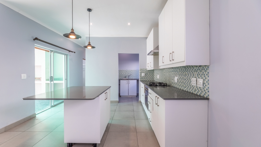 To Let 4 Bedroom Property for Rent in Parklands North Western Cape